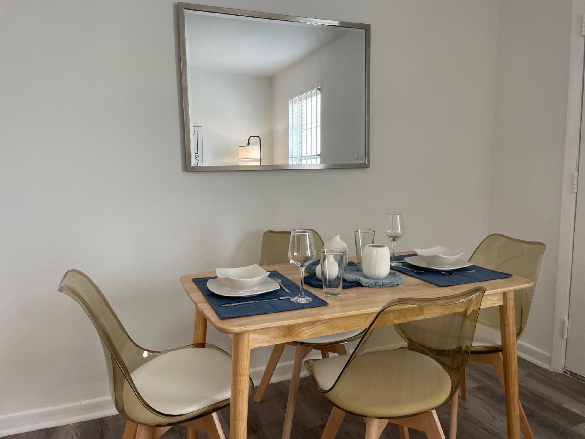 Remodeled Little Havanna Great Location Appartamento *